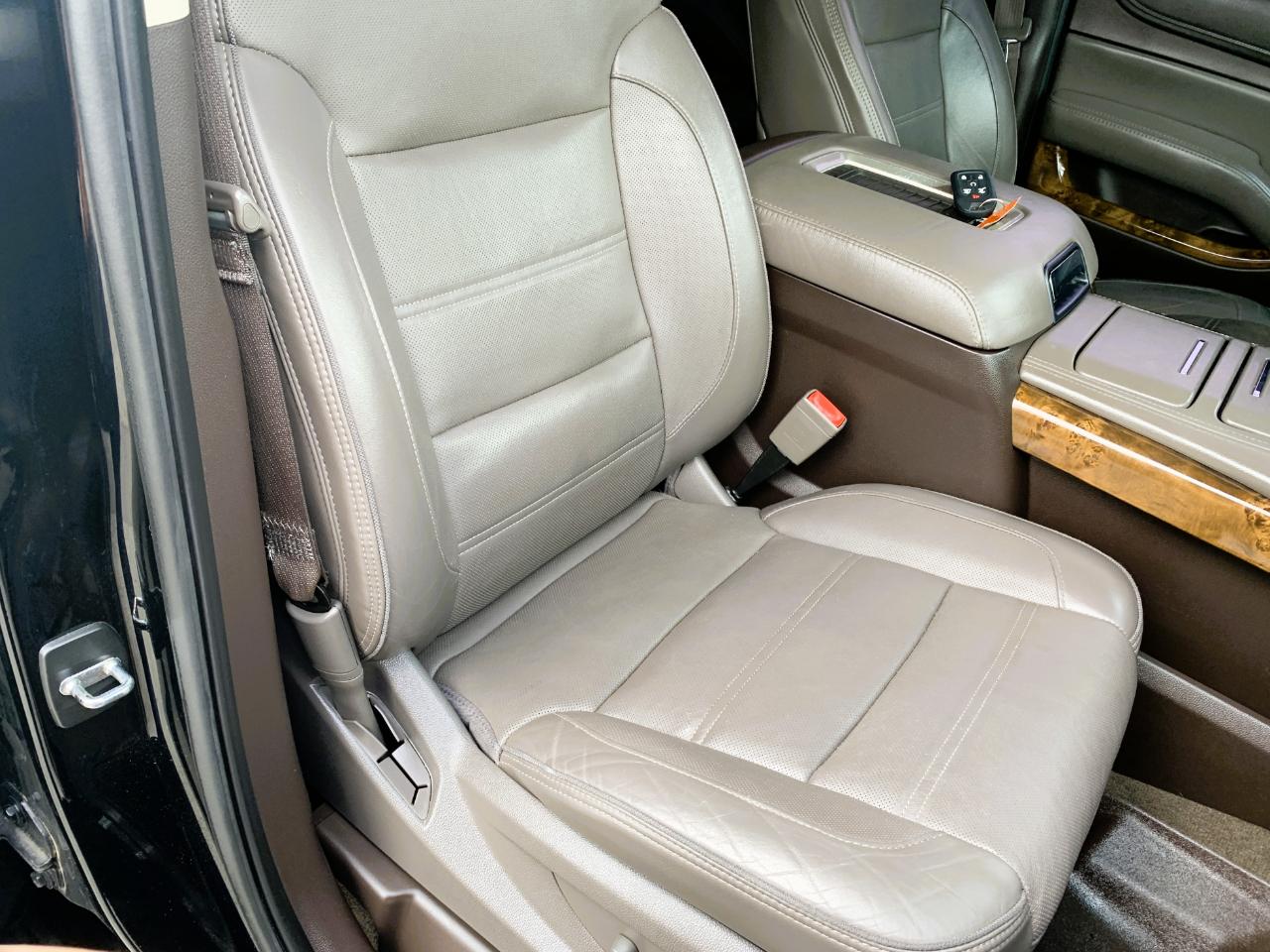 GMC Yukon Denali 4WD 2016