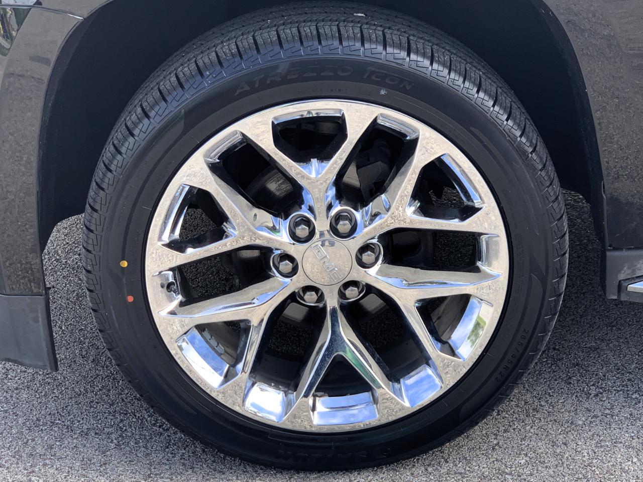 GMC Yukon Denali 4WD 2016