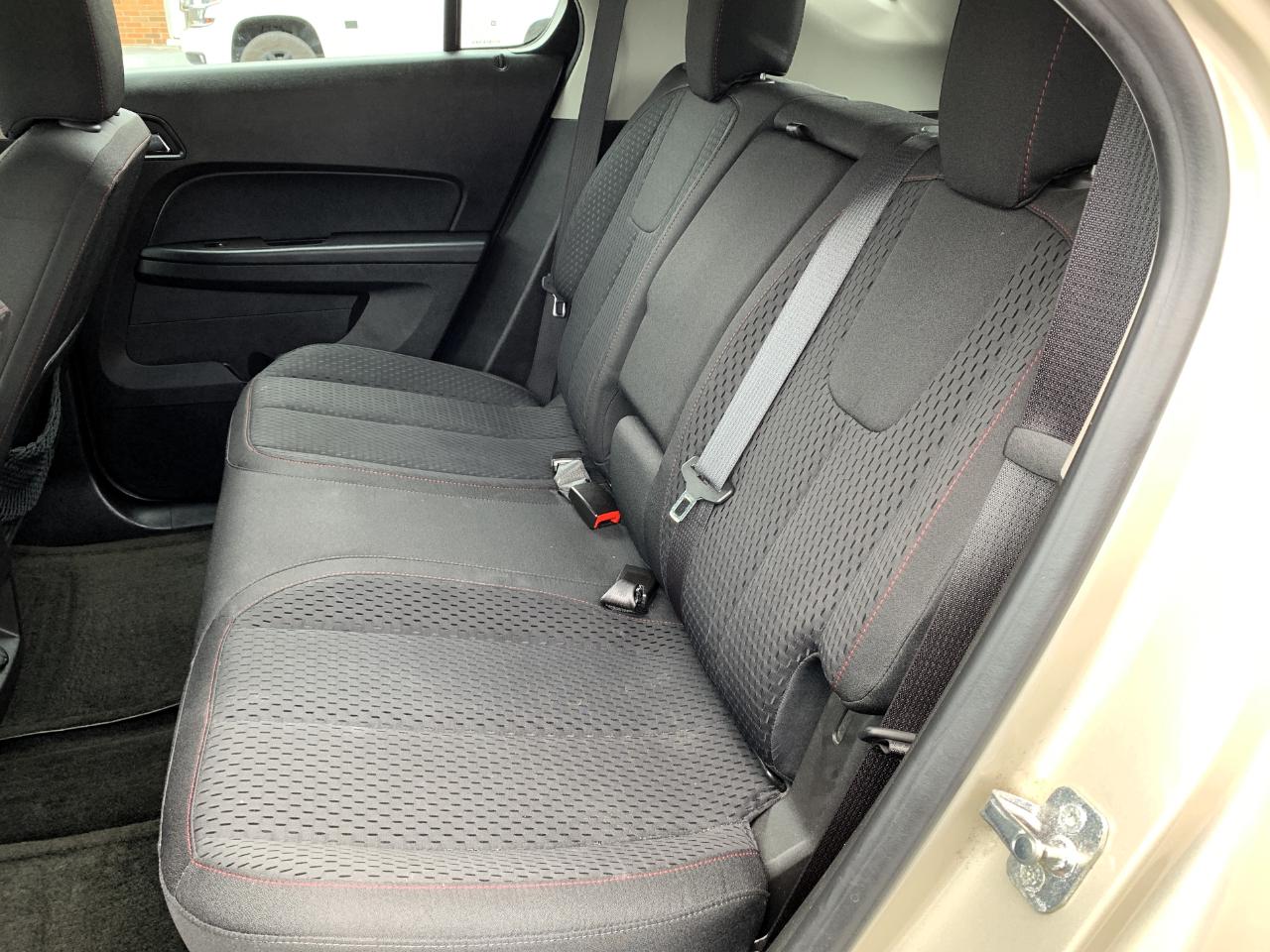 Chevrolet Equinox LS 2WD 2015
