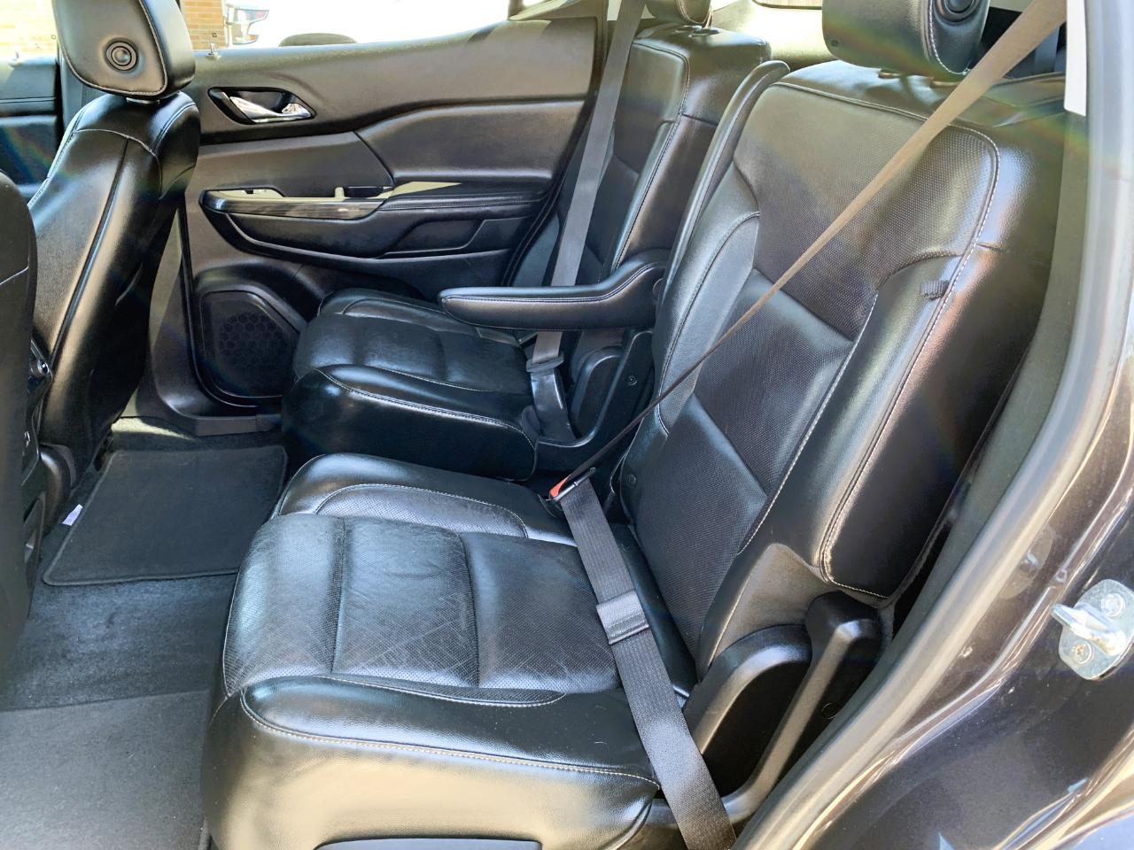 GMC Acadia SLT-1 AWD 2019
