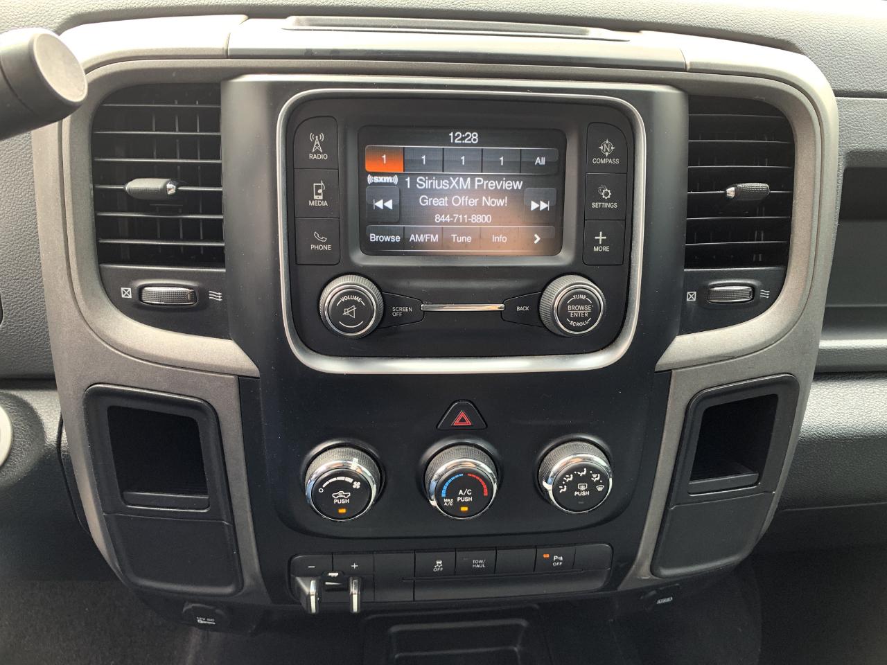 RAM 2500 Tradesman Crew Cab SWB 4WD 2015