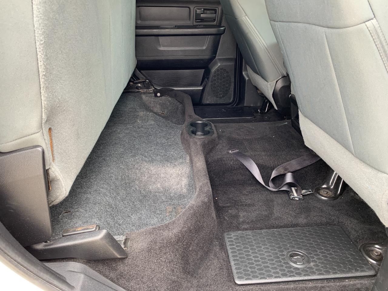 RAM 2500 Tradesman Crew Cab SWB 4WD 2015