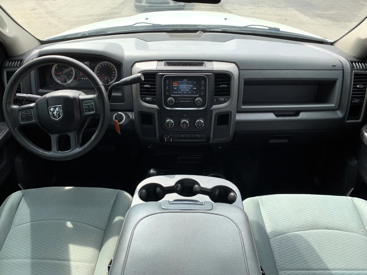 RAM 2500 Tradesman Crew Cab SWB 4WD 2015