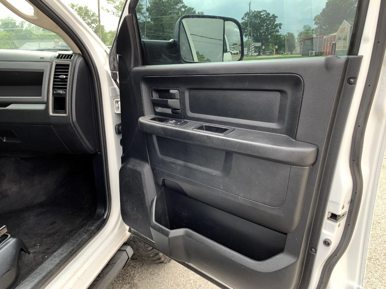 RAM 2500 Tradesman Crew Cab SWB 4WD 2015