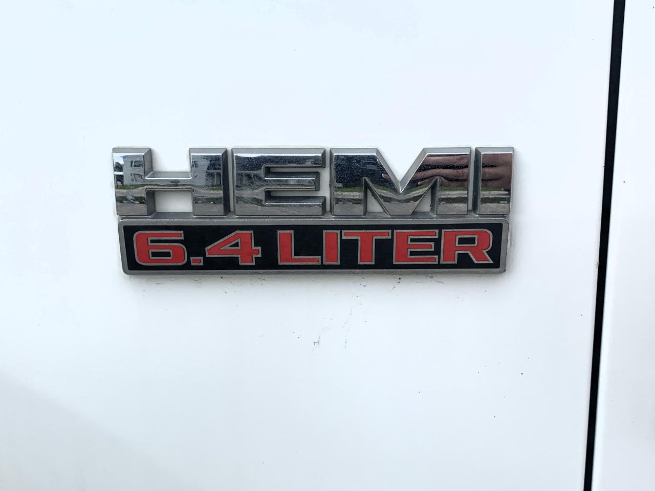 RAM 2500 Tradesman Crew Cab SWB 4WD 2015