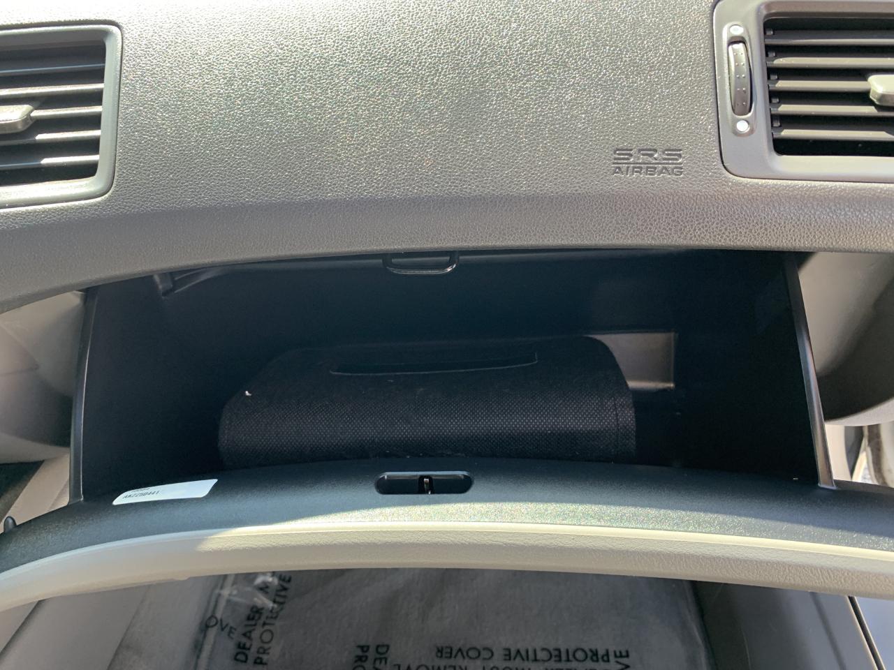Honda Civic EX-L Sedan 5-Speed AT 2011