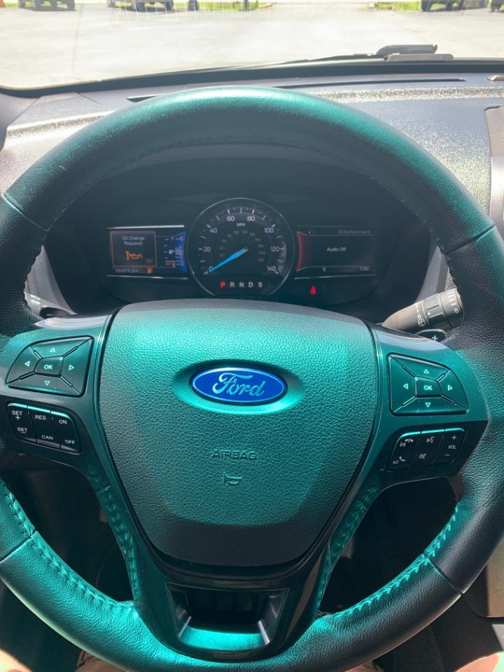 Ford Explorer XLT 4WD 2016