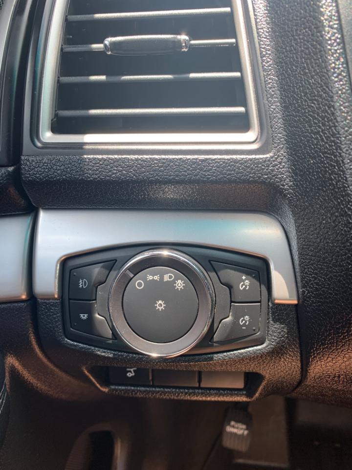 Ford Explorer XLT 4WD 2016