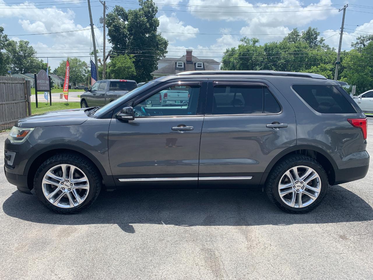 Ford Explorer XLT 4WD 2016