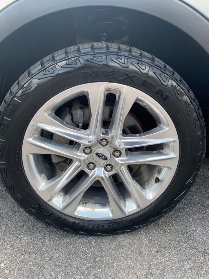 Ford Explorer XLT 4WD 2016
