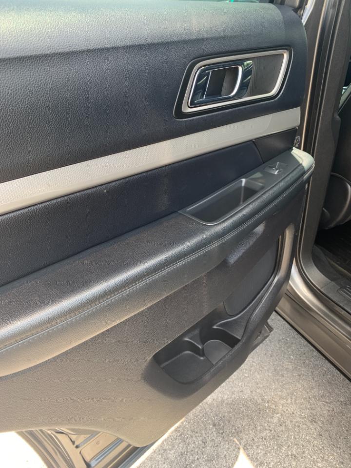 Ford Explorer XLT 4WD 2016