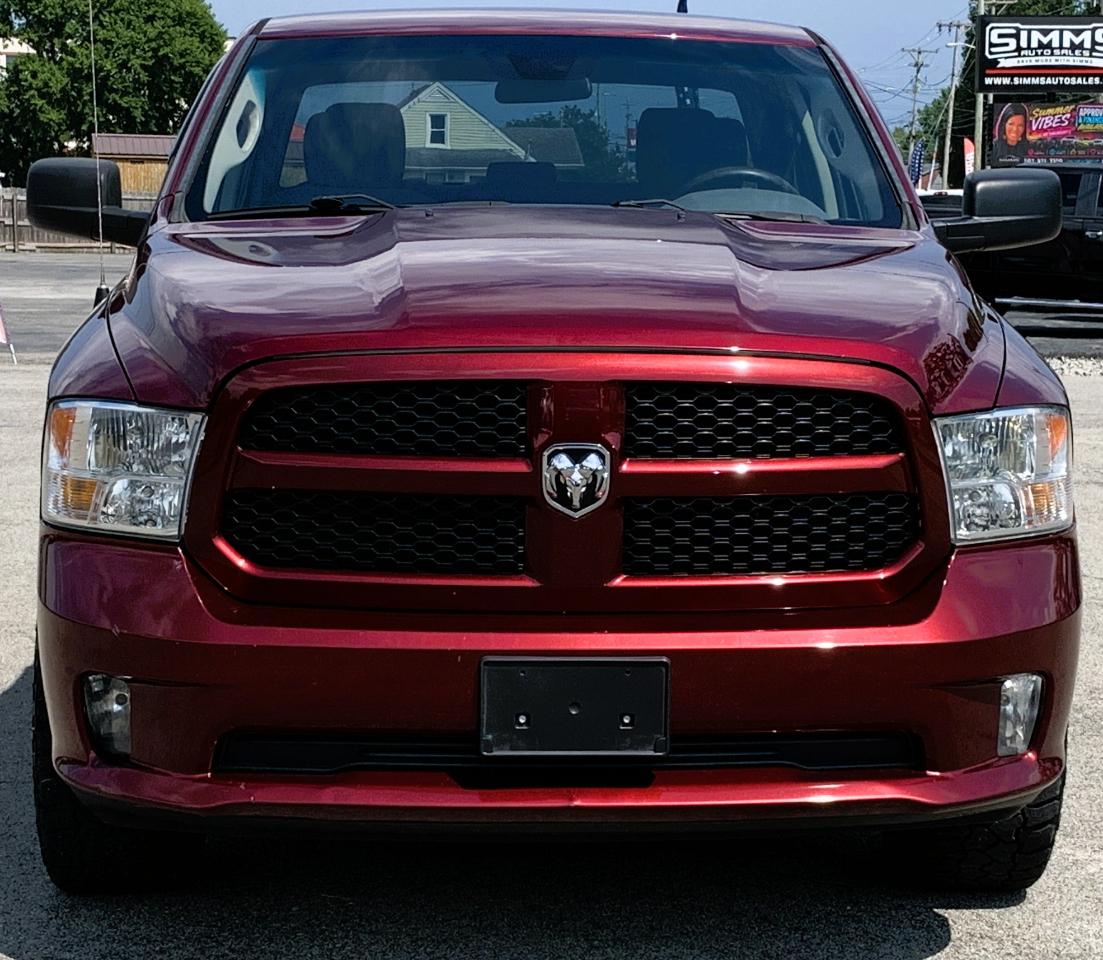 RAM 1500 Tradesman Crew Cab SWB 4WD 2017