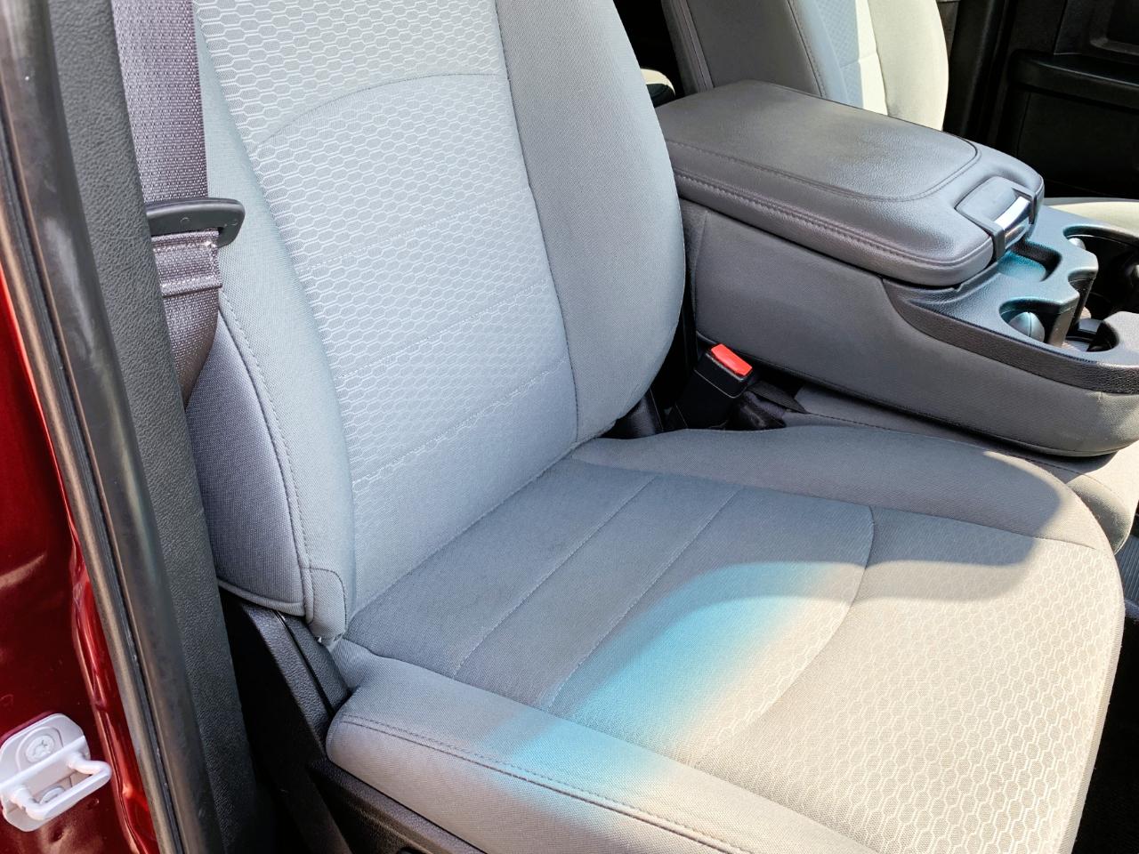 RAM 1500 Tradesman Crew Cab SWB 4WD 2017