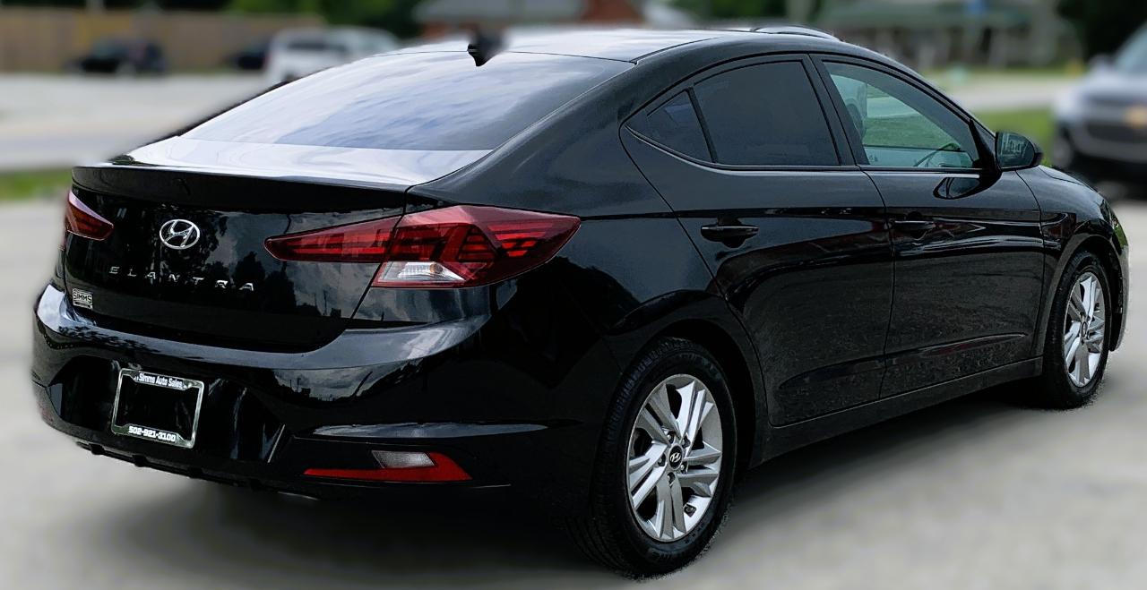Hyundai Elantra Limited 2020