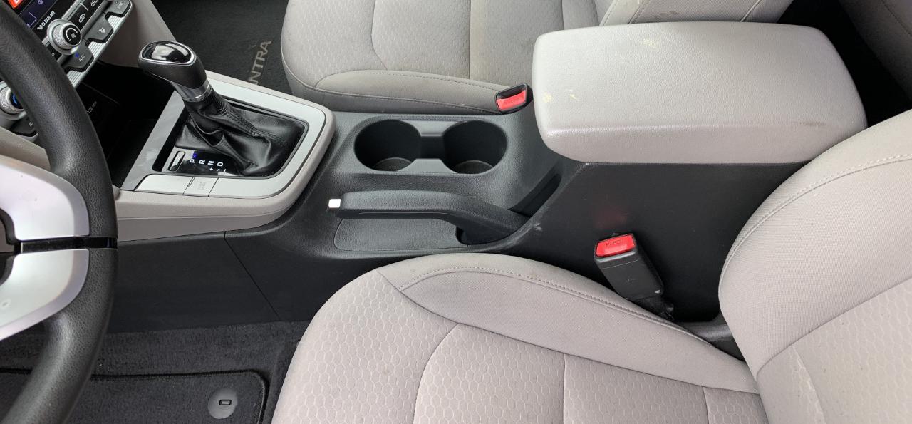Hyundai Elantra Limited 2020