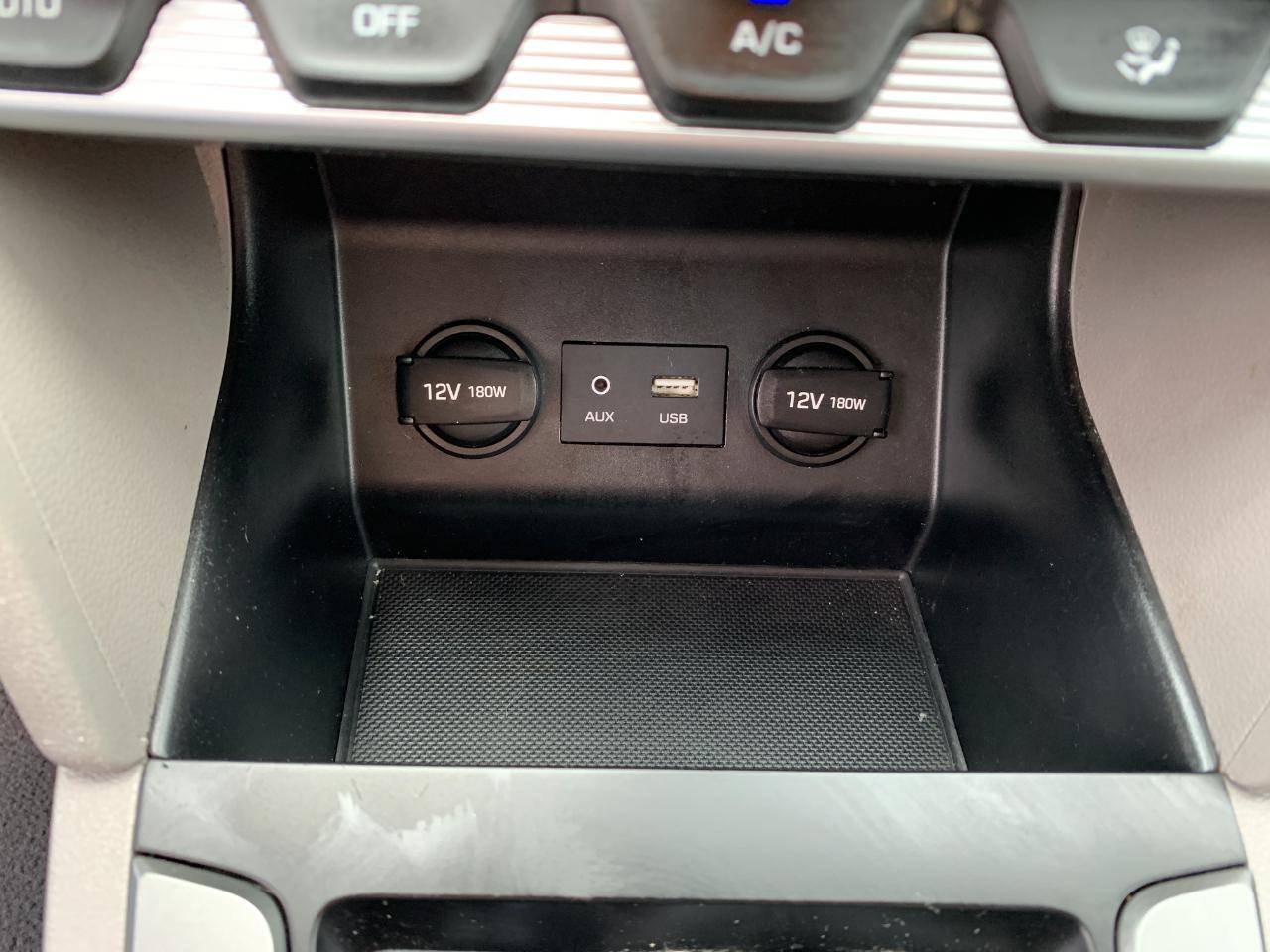 Hyundai Elantra Limited 2020