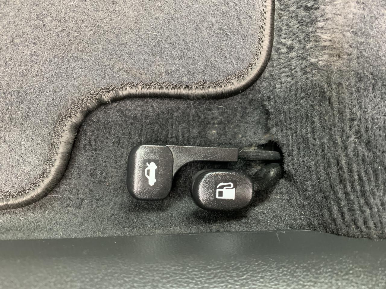 Hyundai Elantra Limited 2020