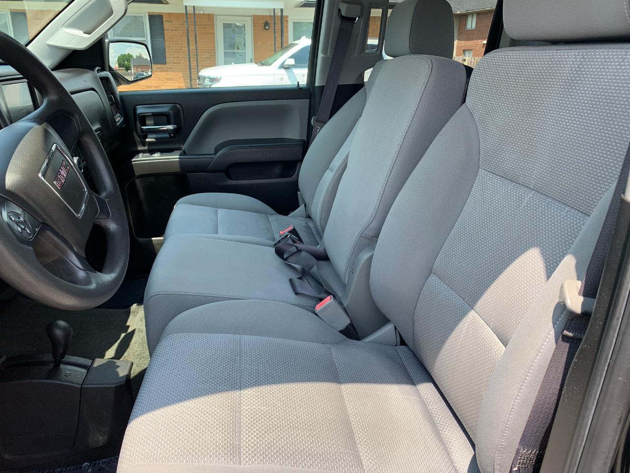GMC Sierra 1500 Base Double Cab 4WD 2017