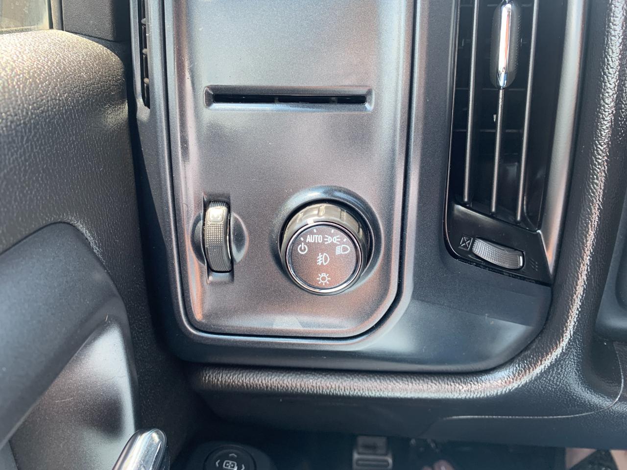 GMC Sierra 1500 Base Double Cab 4WD 2017