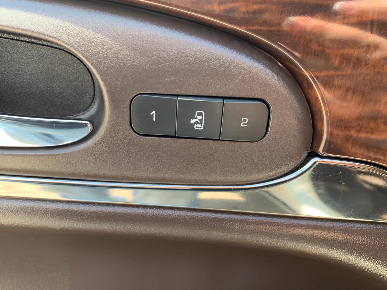 Buick Enclave Premium AWD 2014