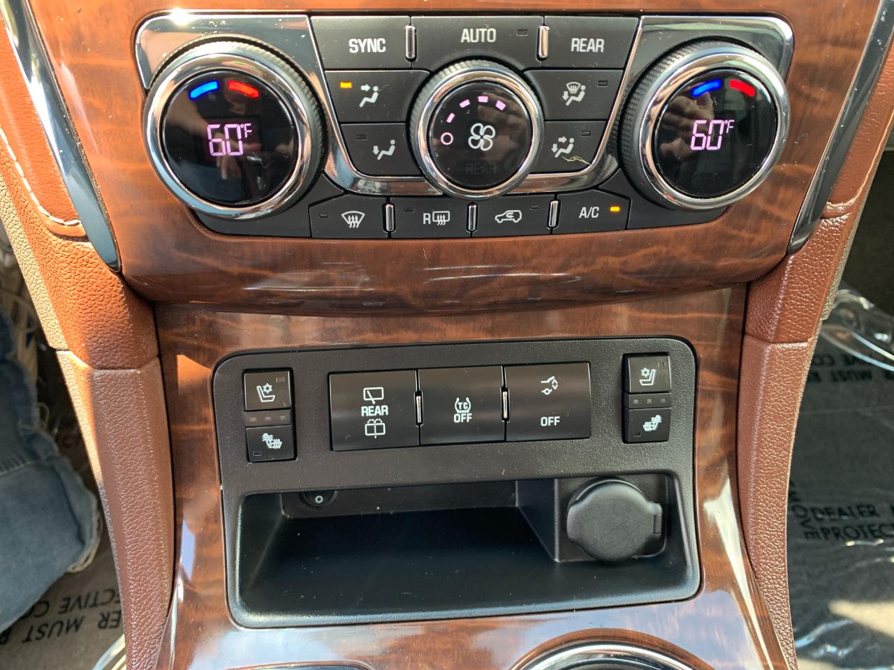 Buick Enclave Premium AWD 2014