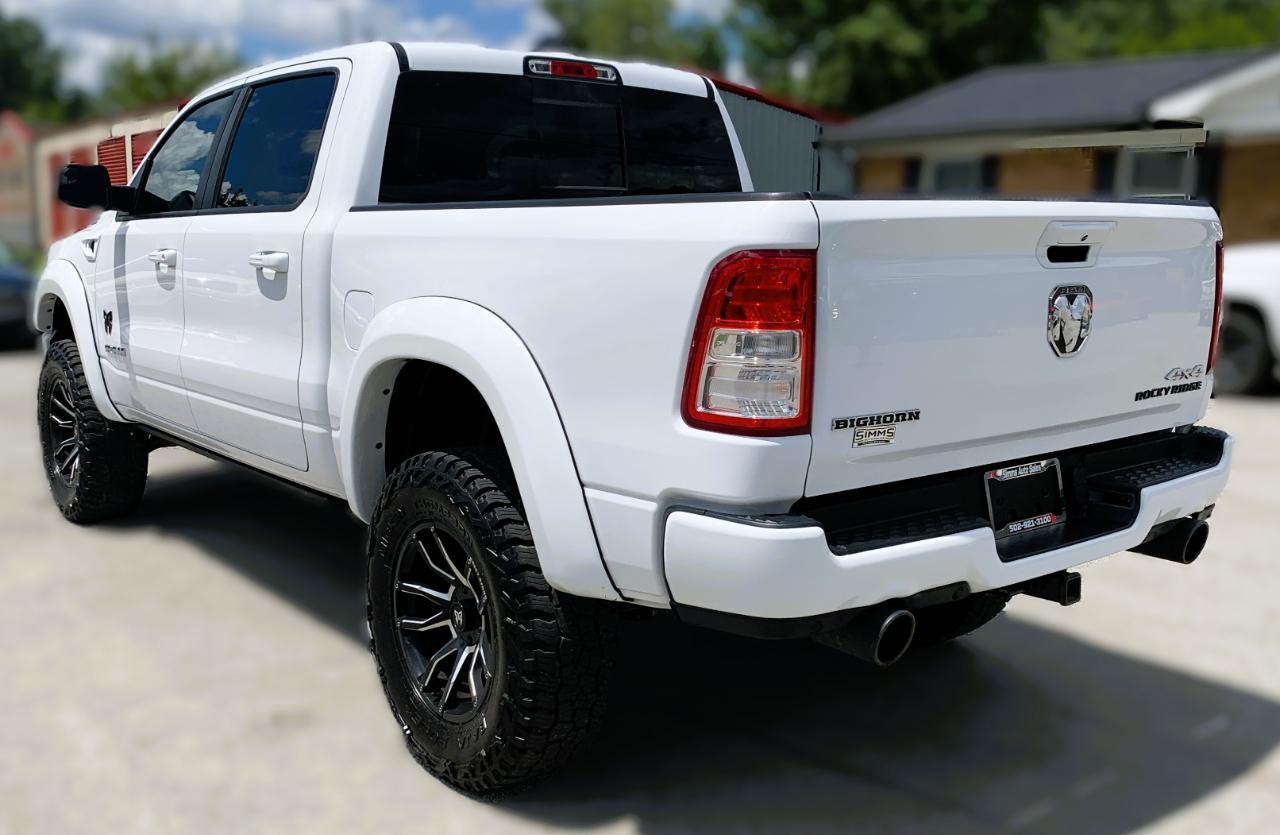 RAM 1500 Big Horn Crew Cab SWB 4WD 2022