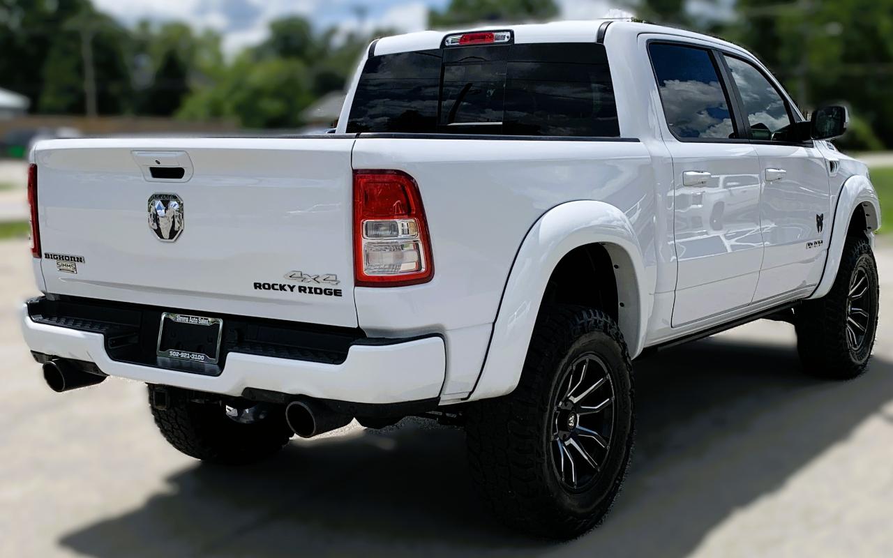 RAM 1500 Big Horn Crew Cab SWB 4WD 2022
