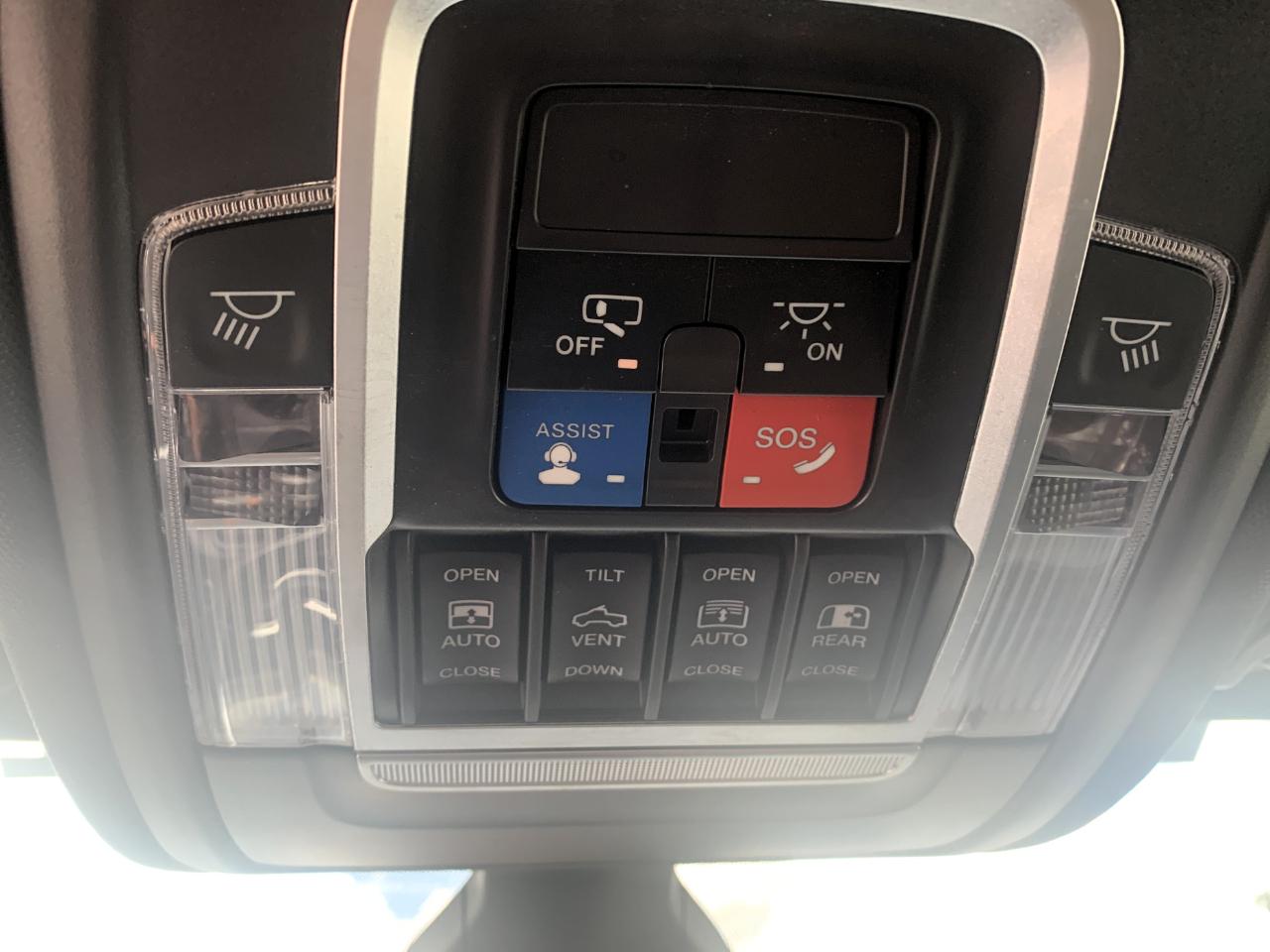 RAM 1500 Big Horn Crew Cab SWB 4WD 2022