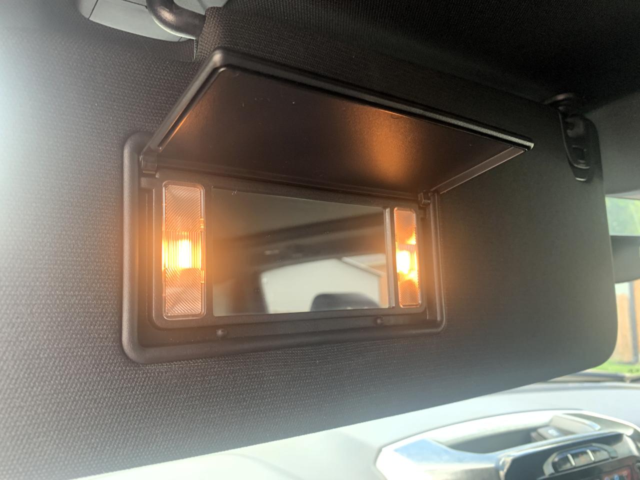 RAM 1500 Big Horn Crew Cab SWB 4WD 2022