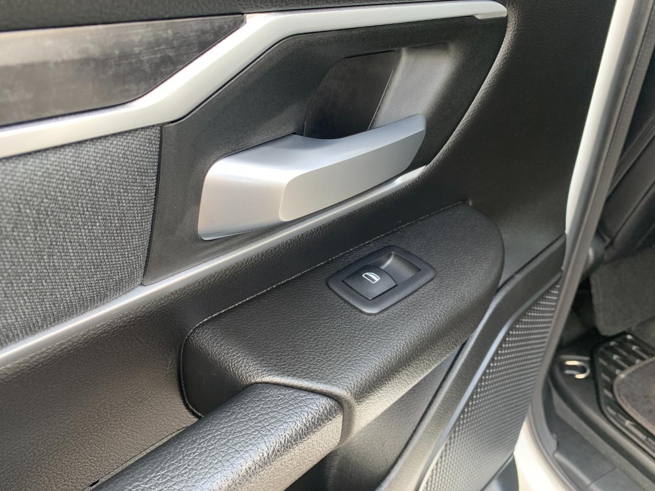 RAM 1500 Big Horn Crew Cab SWB 4WD 2022