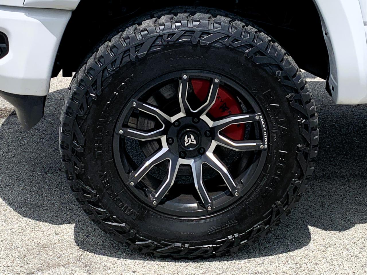 RAM 1500 Big Horn Crew Cab SWB 4WD 2022