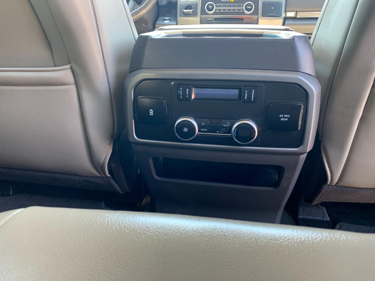 Ford Expedition MAX XLT 4WD 2018