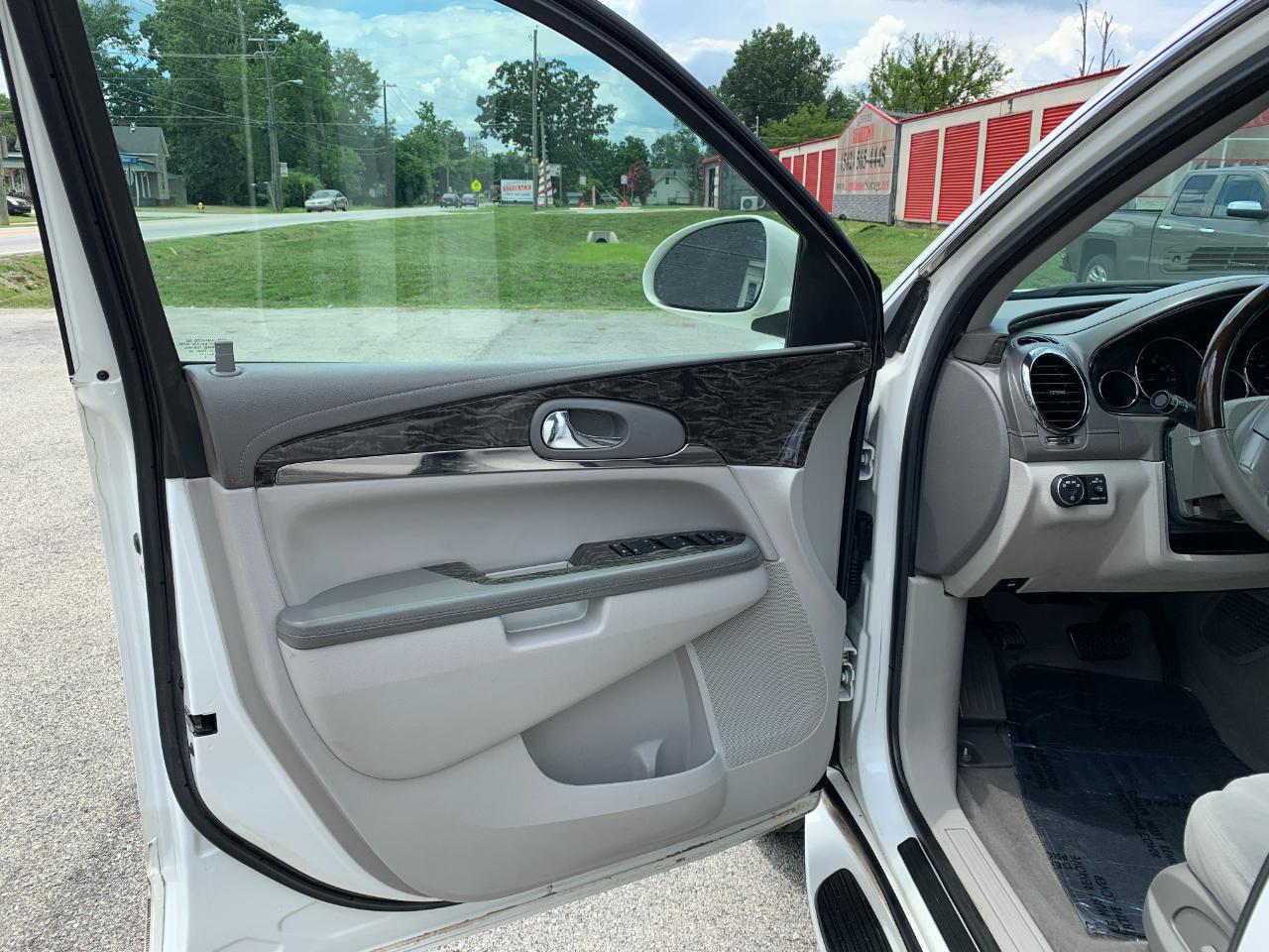 Buick Enclave Convenience FWD 2014