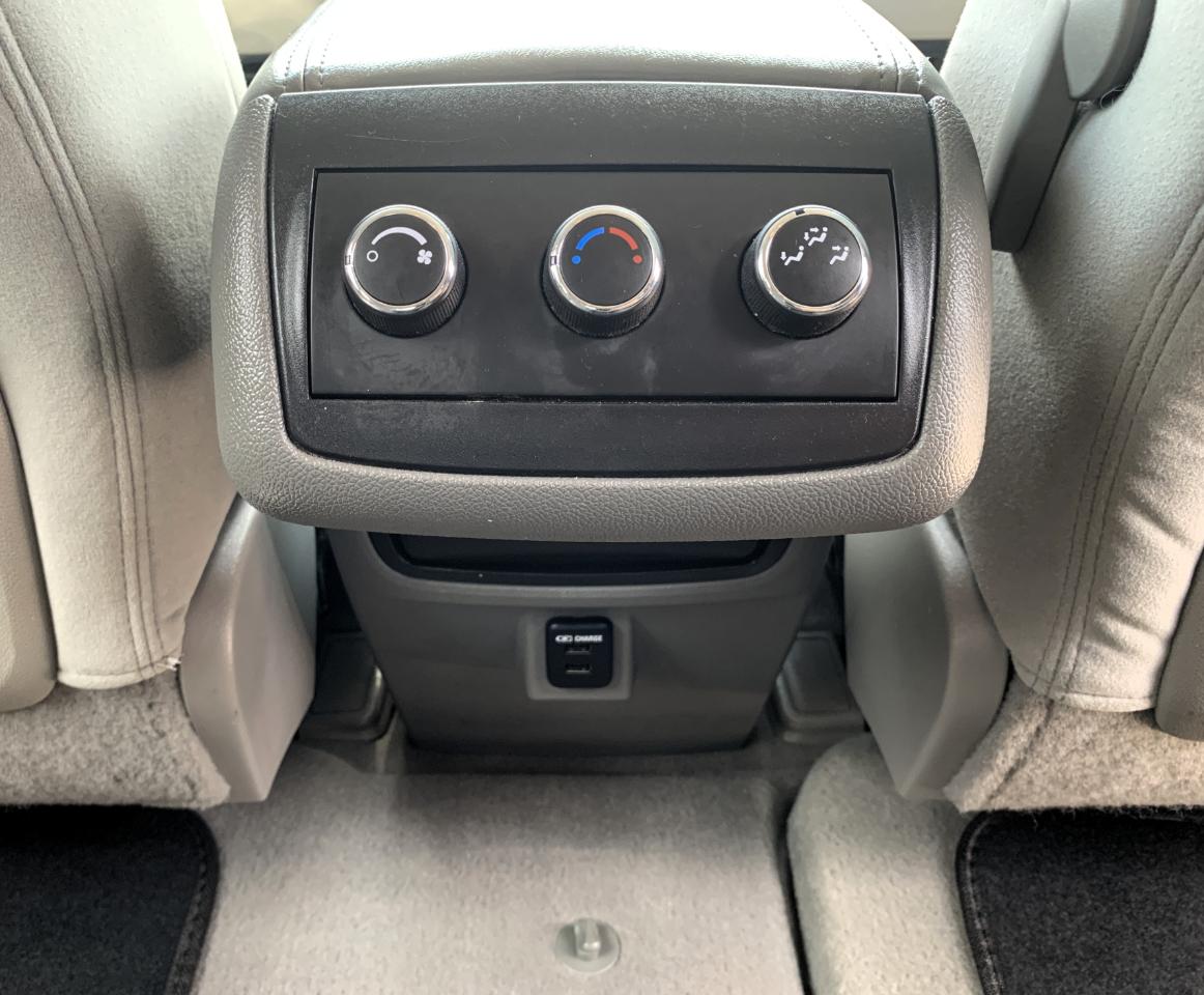 Buick Enclave Convenience FWD 2014