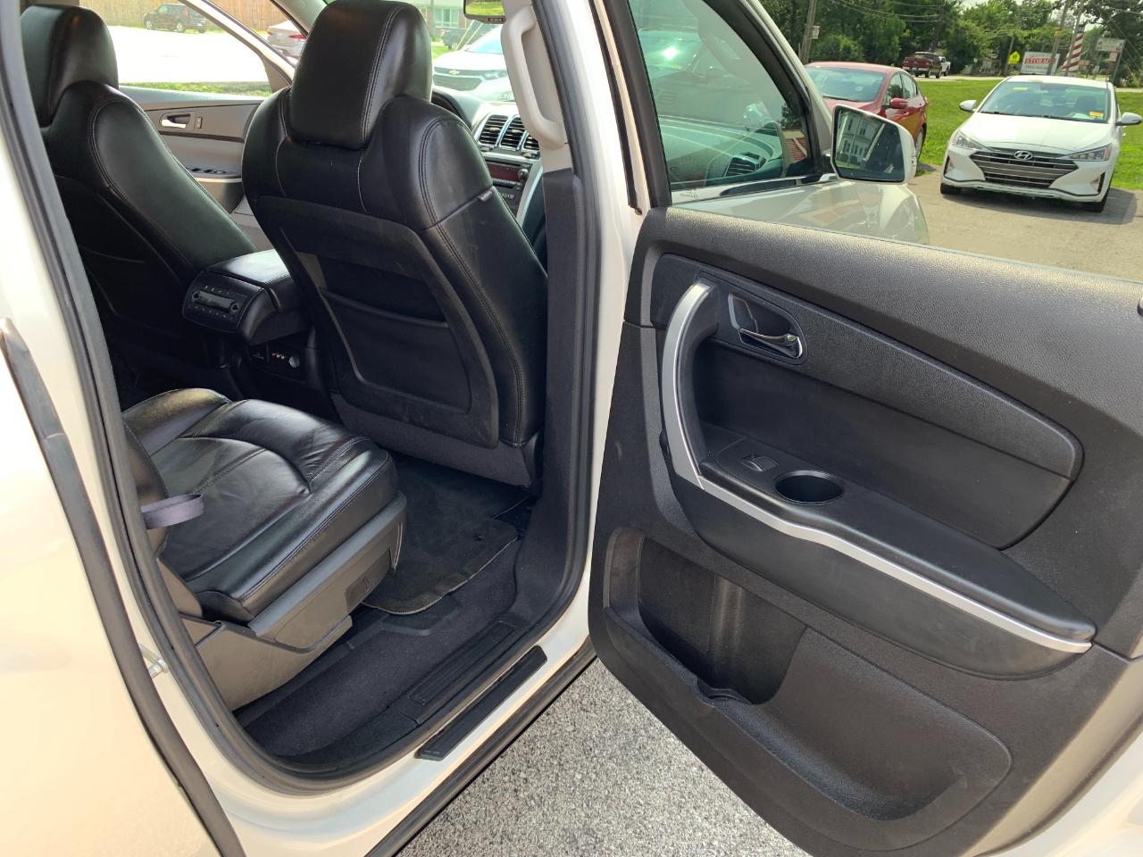 GMC Acadia SLT-1 AWD 2011