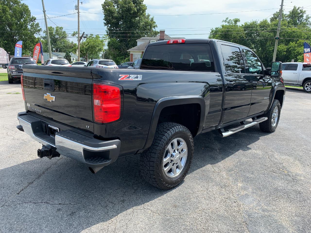 Chevrolet Silverado 2500HD LT Crew Cab Long Box 4WD 2015