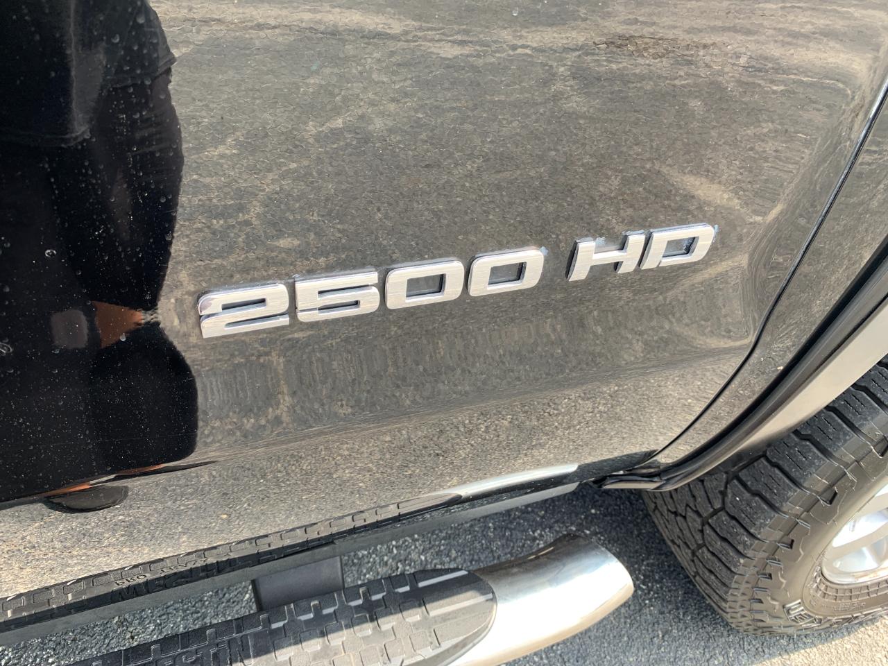 Chevrolet Silverado 2500HD LT Crew Cab Long Box 4WD 2015