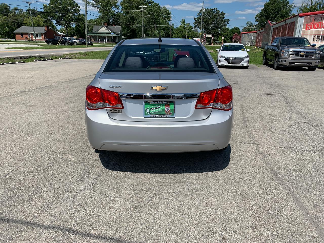Chevrolet Cruze LS Auto 2013