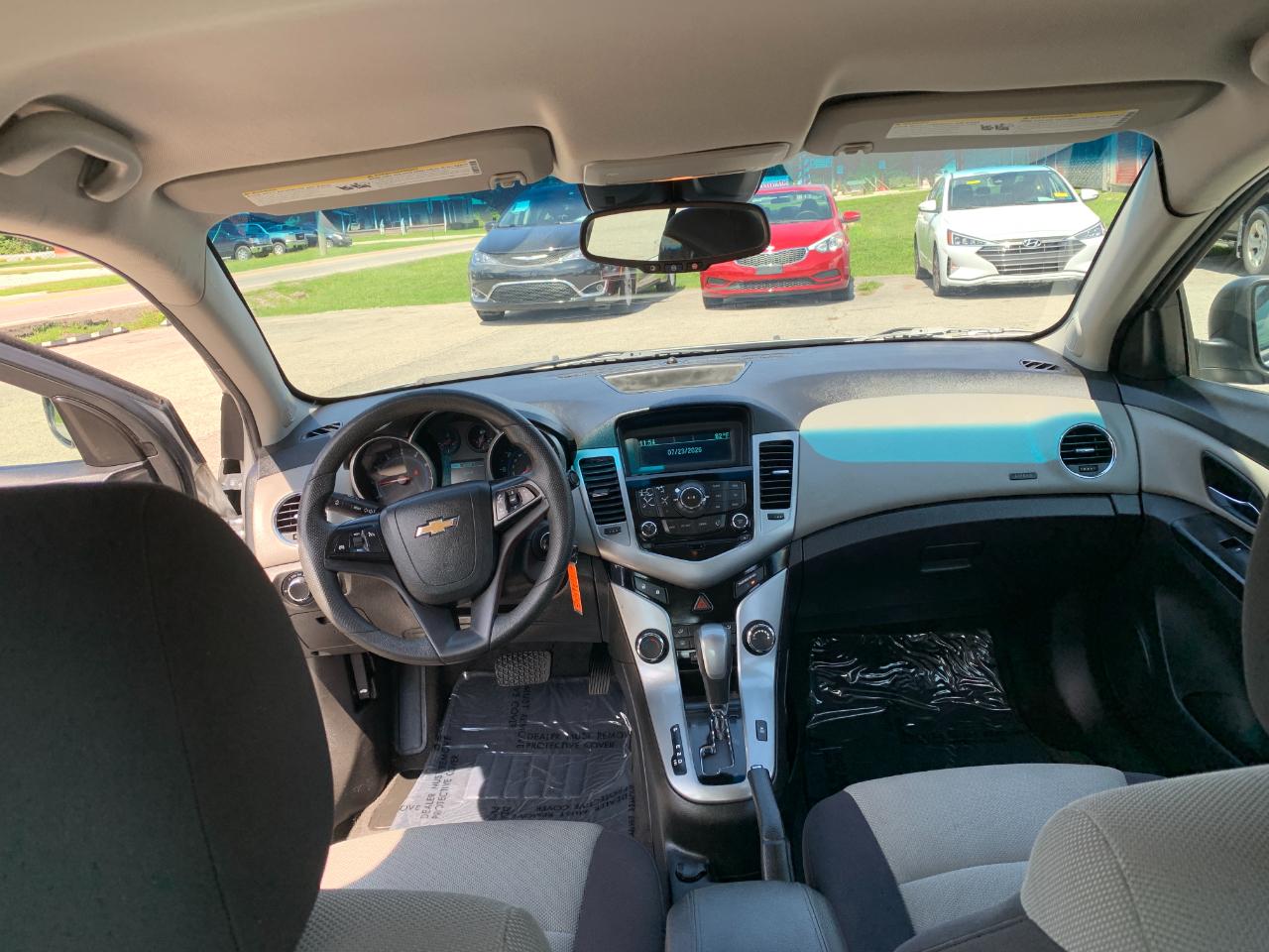Chevrolet Cruze LS Auto 2013