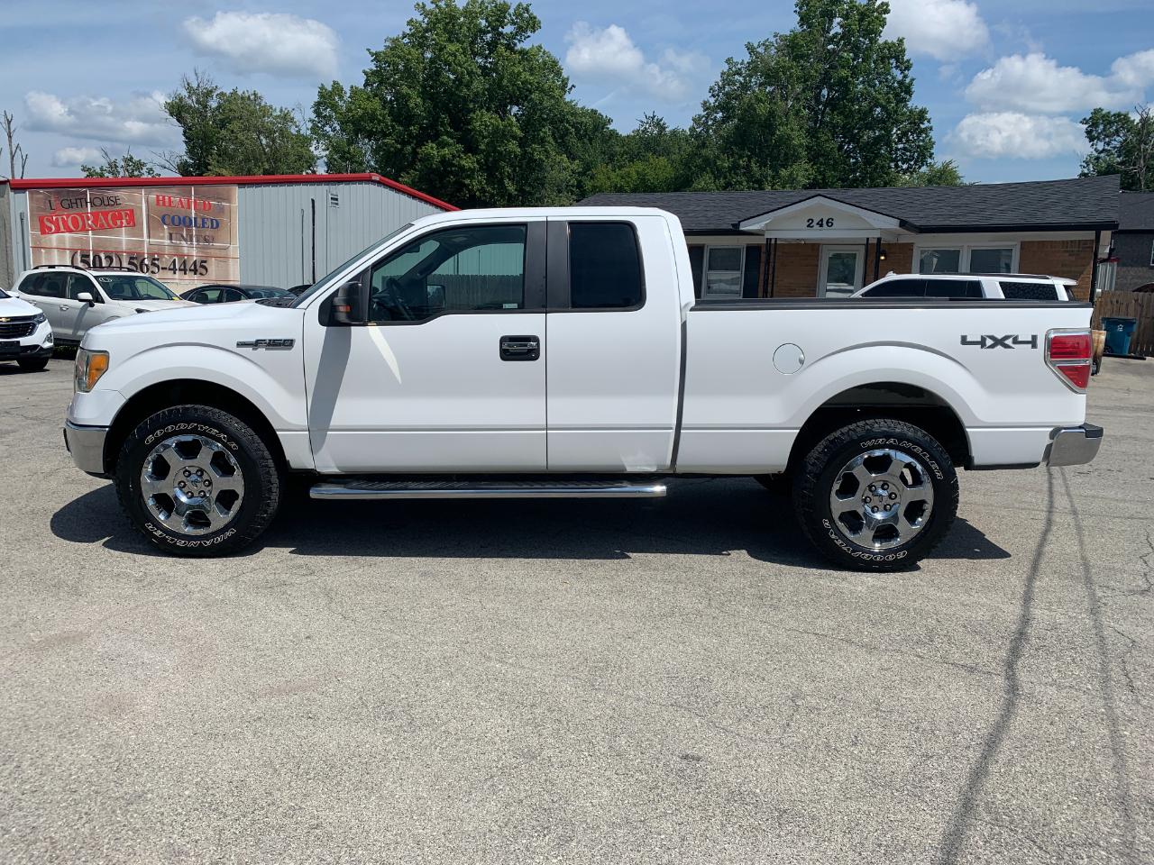 Ford F-150 XLT SuperCab 8-ft. Bed 4WD 2010