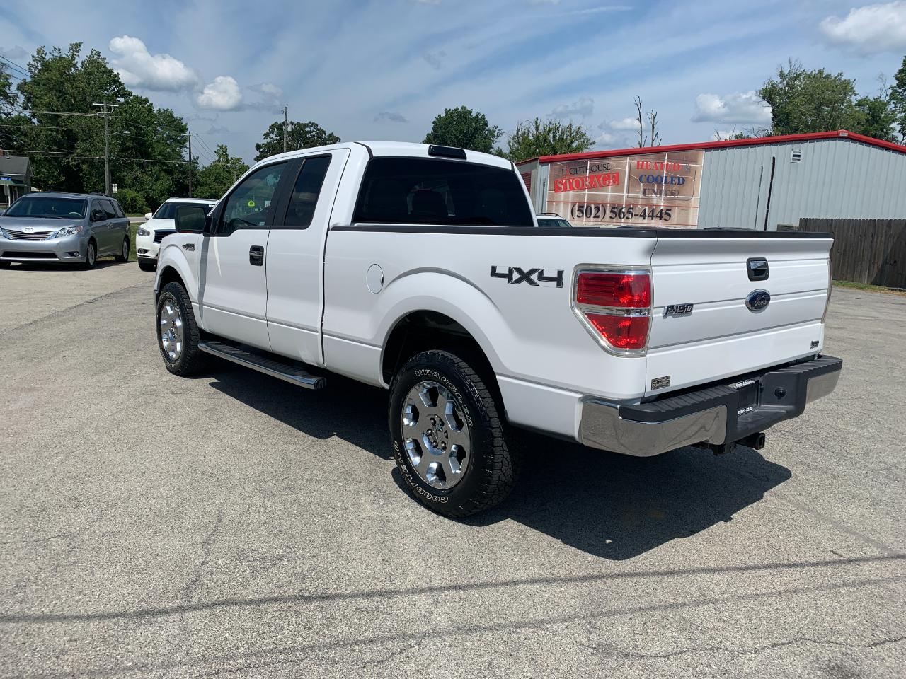Ford F-150 XLT SuperCab 8-ft. Bed 4WD 2010