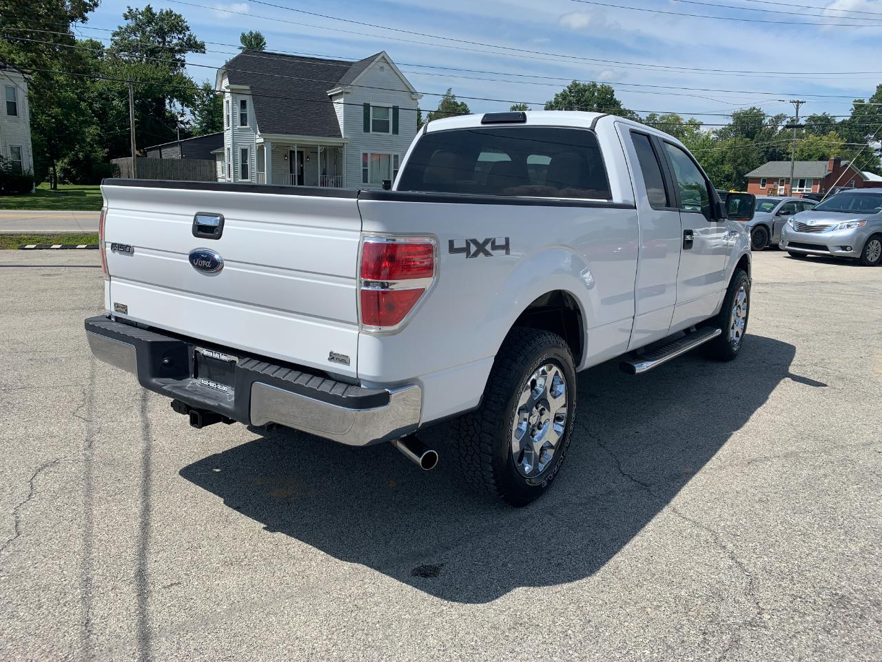 Ford F-150 XLT SuperCab 8-ft. Bed 4WD 2010