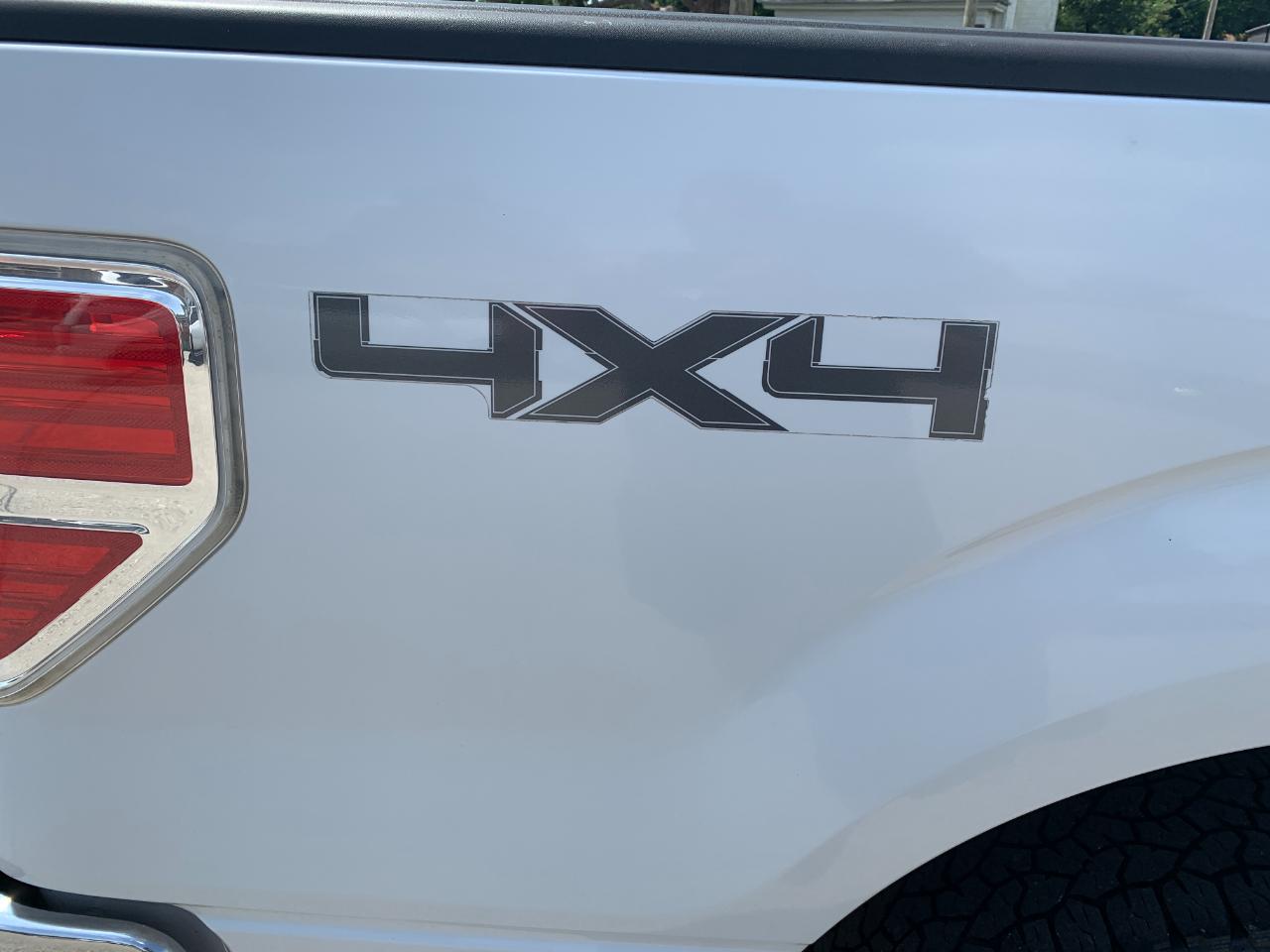 Ford F-150 XLT SuperCab 8-ft. Bed 4WD 2010