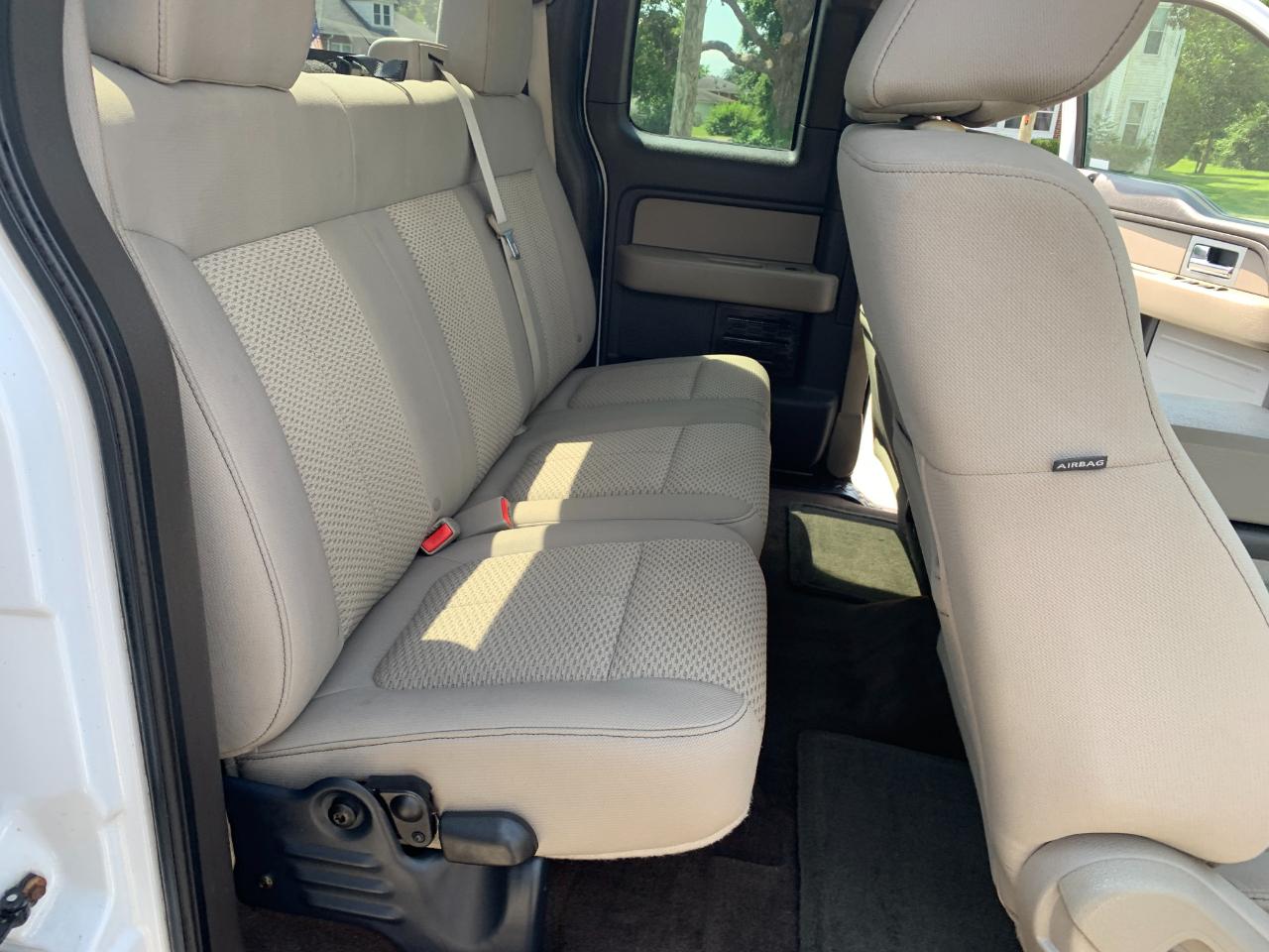 Ford F-150 XLT SuperCab 8-ft. Bed 4WD 2010