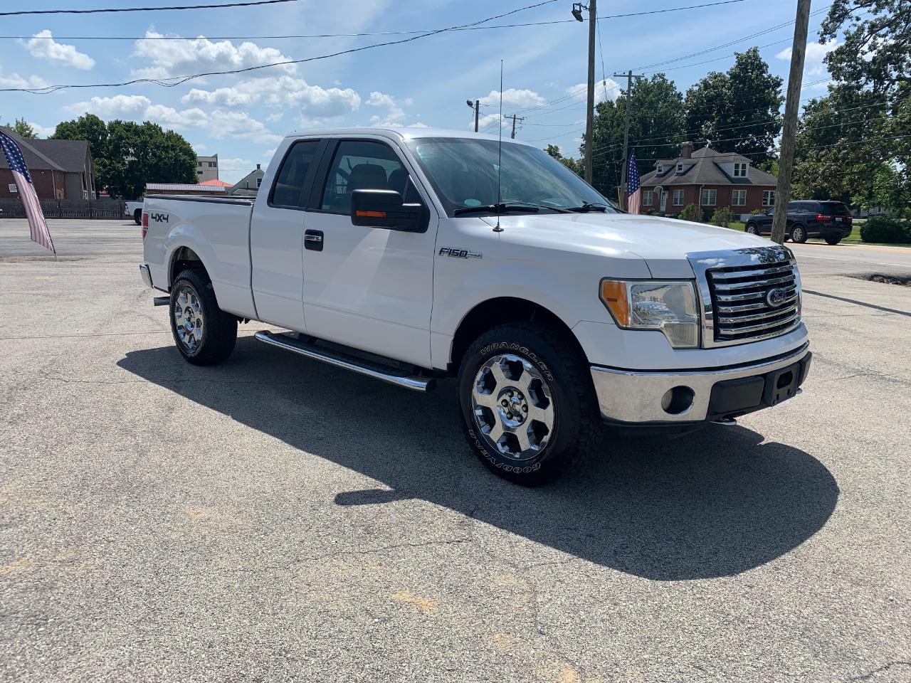 Ford F-150 XLT SuperCab 8-ft. Bed 4WD 2010