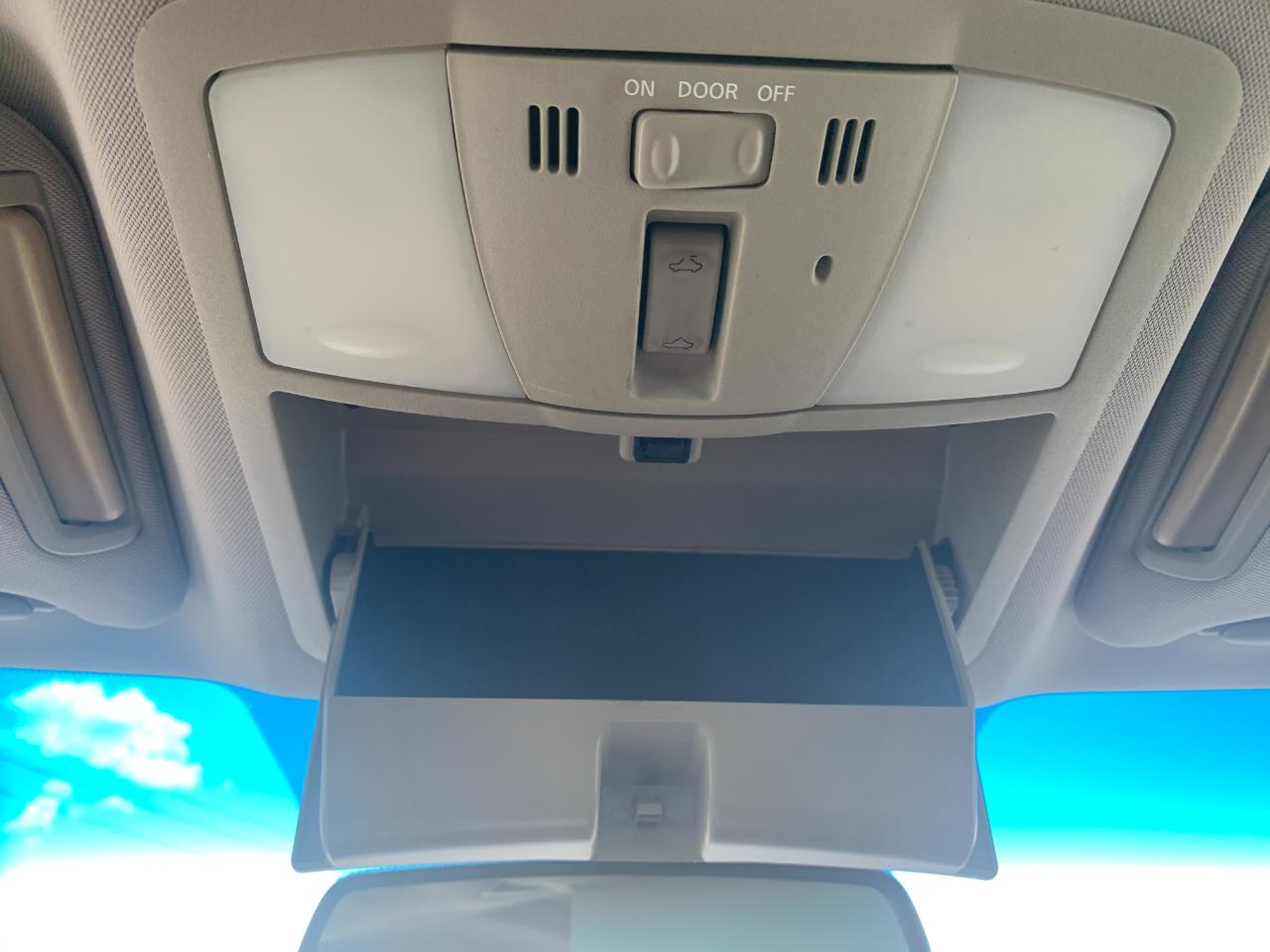Nissan Maxima S 2009