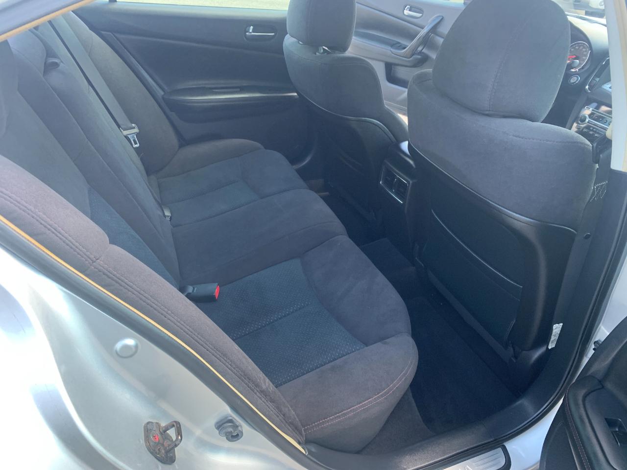 Nissan Maxima S 2009