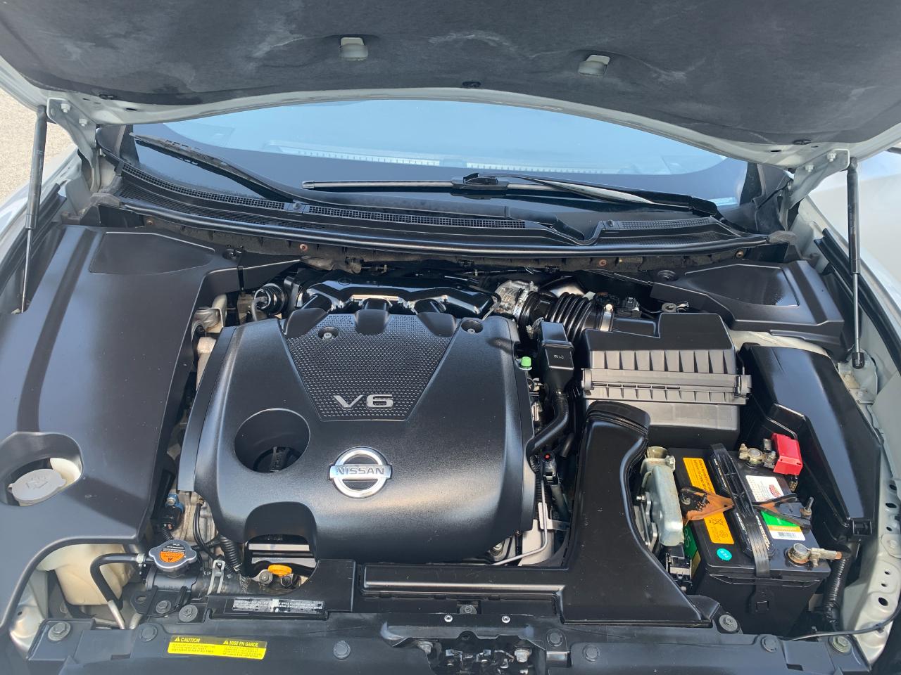 Nissan Maxima S 2009