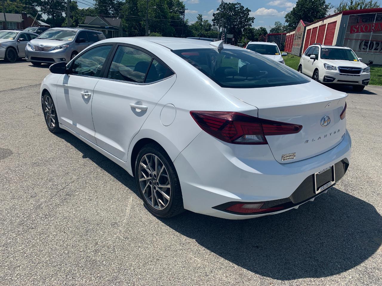 Hyundai Elantra Limited 2020