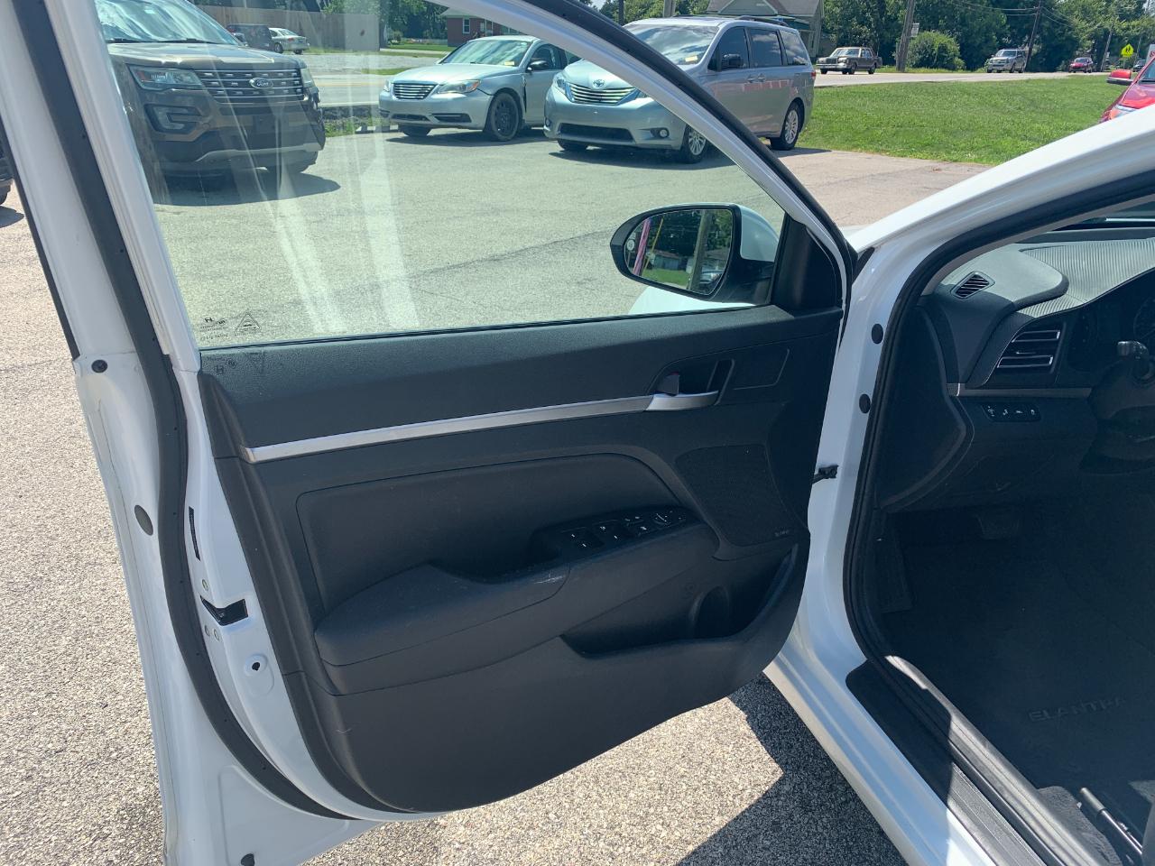 Hyundai Elantra Limited 2020